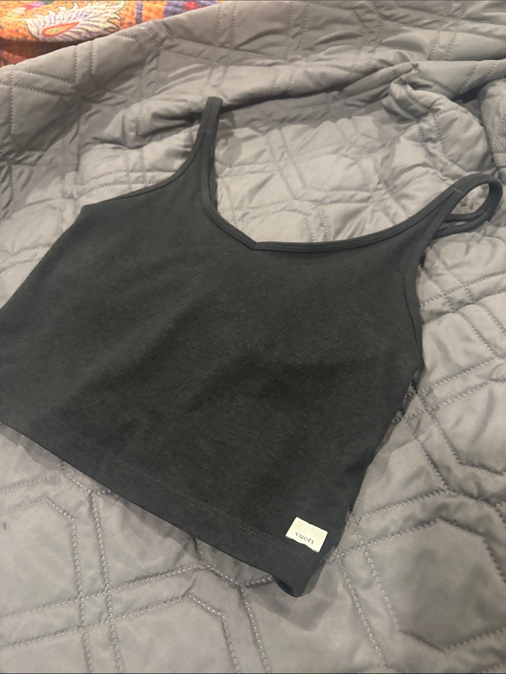 Vuori Black Cropped Tank Top with Thin Straps